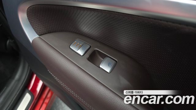 Genesis G70 Gasoline 2.0T 2WD 2023 — фото 36