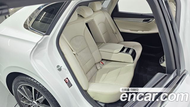 Hyundai Grandeur (IG) 2.5 Le Blanc 2023 — фото 15