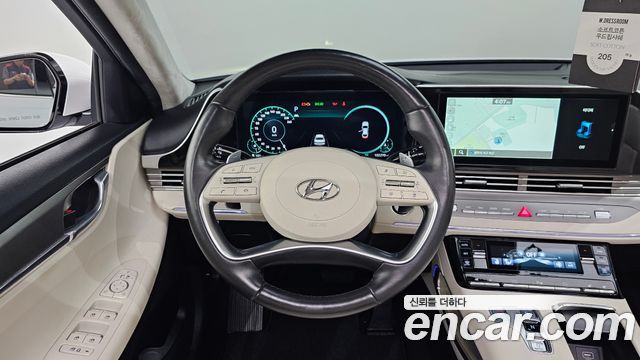 Hyundai Grandeur (IG) 2.5 Le Blanc 2023 — фото 17