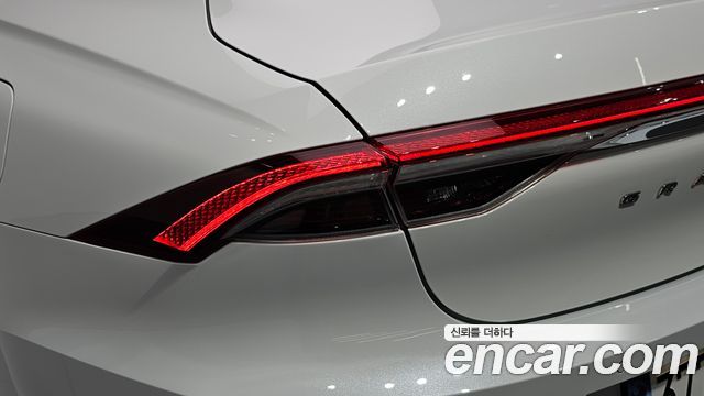 Hyundai Grandeur (IG) 2.5 Le Blanc 2023 — фото 29