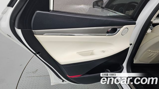Hyundai Grandeur (IG) 2.5 Le Blanc 2023 — фото 31