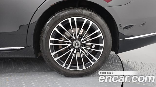 Mercedes-Benz S-Class (W223) S350 d 2023 — фото 21