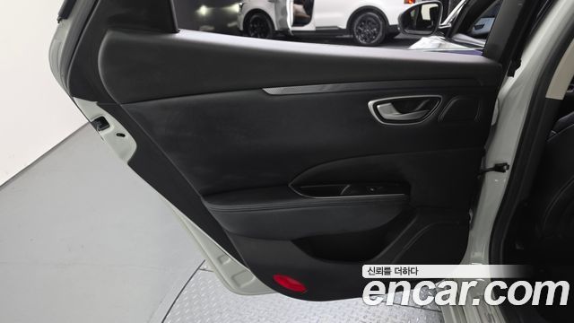 Renault Korea SM6 2.0 GDe LE 2016 — фото 31