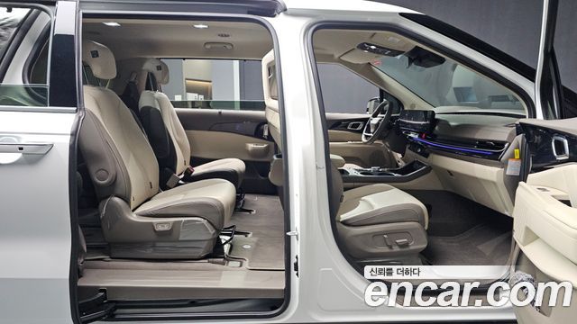 Kia Carnival (IV) HEV 9seater Signature 2026 — фото 12