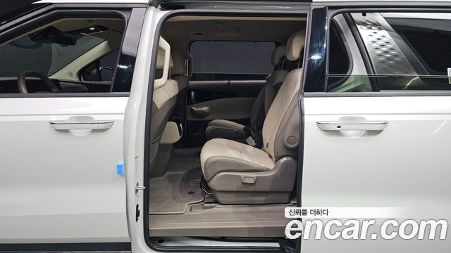 Kia Carnival (IV) HEV 9seater Signature 2026 — фото 26