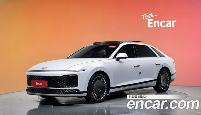 Hyundai Grandeur Hybrid (GN7) Calligraphy 2024 — фото 1