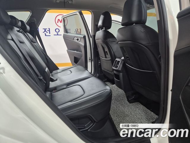 Kia Sportage (V) LPG 2.0 2WD Prestige 2024 — фото 9