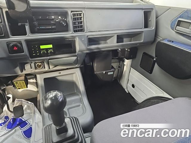 Chevrolet Labo Long Cargo-Deck DLX 2015 — фото 9