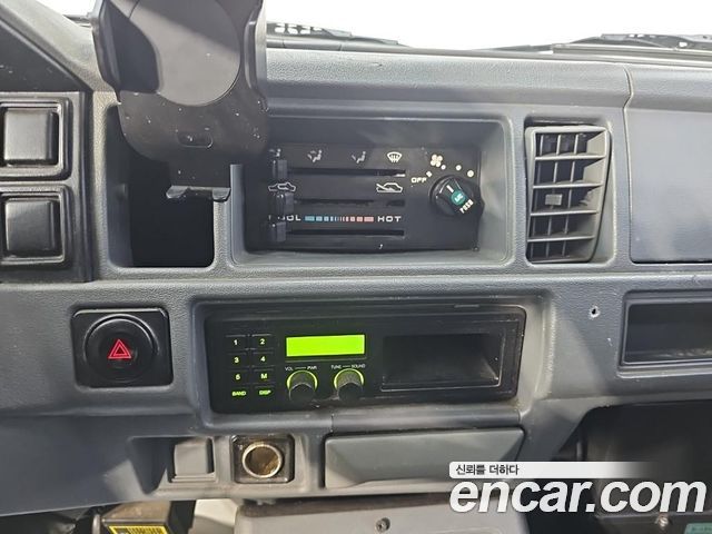 Chevrolet Labo Long Cargo-Deck DLX 2015 — фото 16