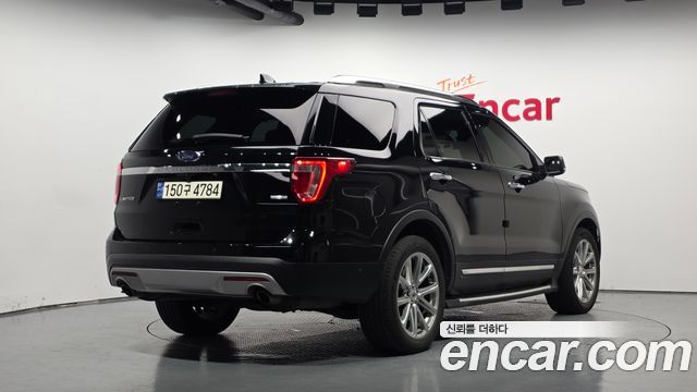 Ford Explorer 2.3 Limited 4WD 5th 2017 — фото 2