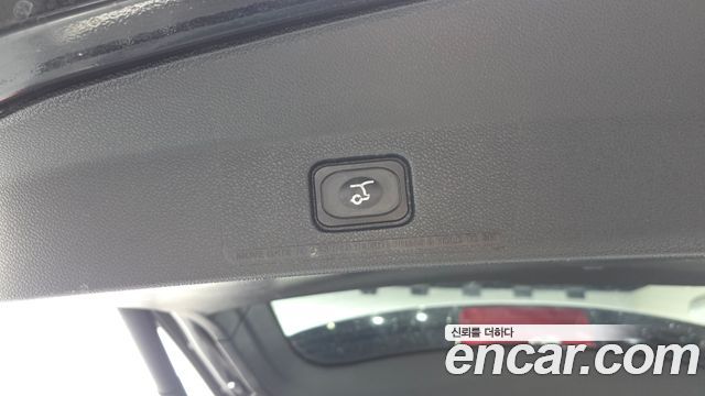 Ford Explorer 2.3 Limited 4WD 5th 2017 — фото 27