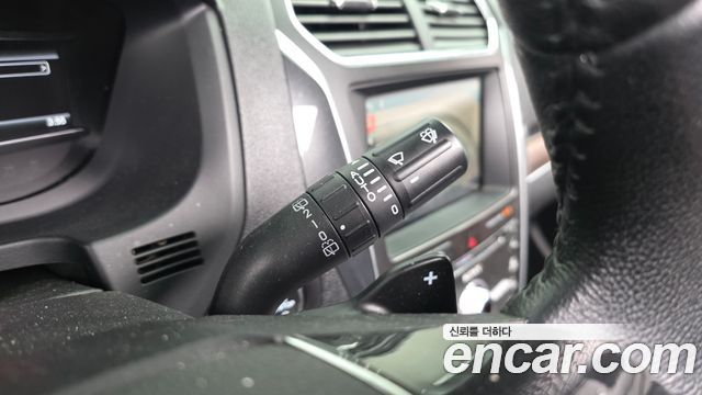 Ford Explorer 2.3 Limited 4WD 5th 2017 — фото 28