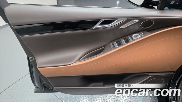 Genesis G80 (RG3) Gasoline 2.5 Turbo AWD 2022 — фото 24