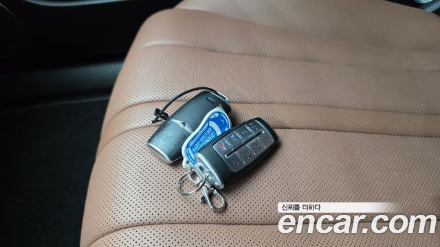 Genesis G80 (RG3) Gasoline 2.5 Turbo AWD 2022 — фото 29