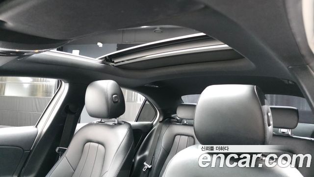 Mercedes-Benz A-Class (W177) A250 4MATIC Sedan 2021 — фото 19