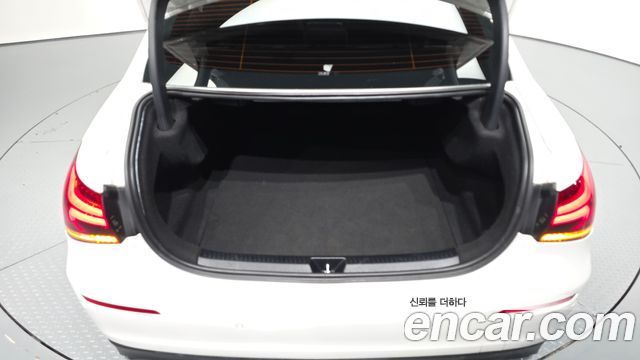 Mercedes-Benz A-Class (W177) A250 4MATIC Sedan 2021 — фото 20