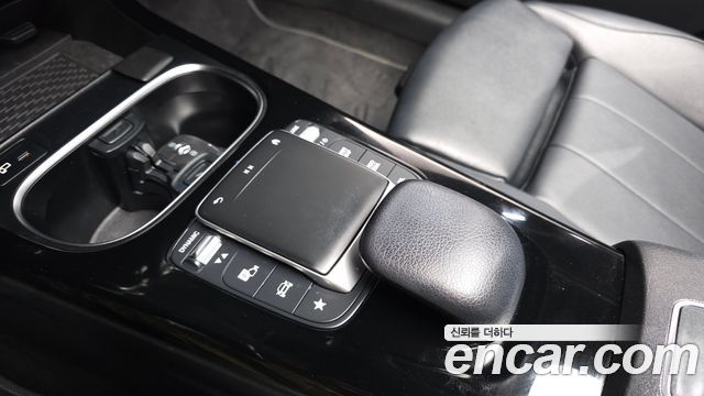 Mercedes-Benz A-Class (W177) A250 4MATIC Sedan 2021 — фото 28