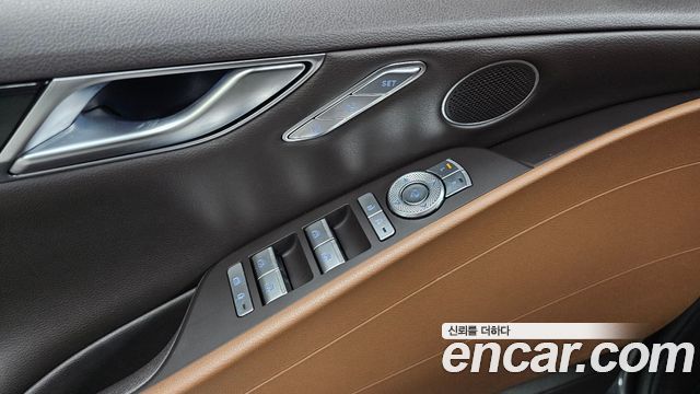 Genesis G80 (RG3) Gasoline 2.5 Turbo AWD 2022 — фото 36