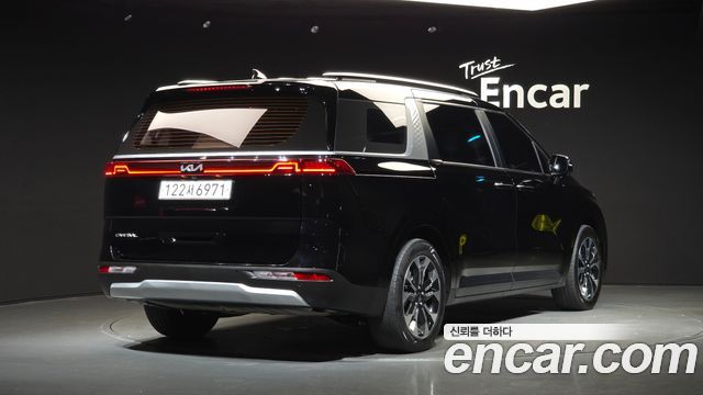 Kia Carnival (IV) Diesel 9-Seater Prestige 2023 — фото 2