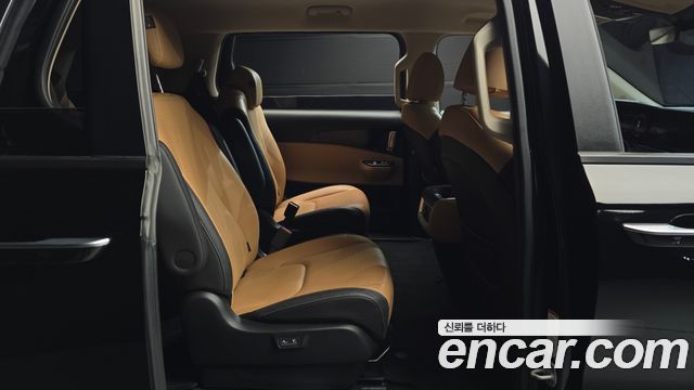 Kia Carnival (IV) Diesel 9-Seater Prestige 2023 — фото 11