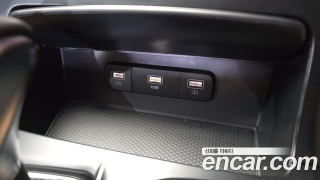 Kia Carnival (IV) Diesel 9-Seater Prestige 2023 — фото 27