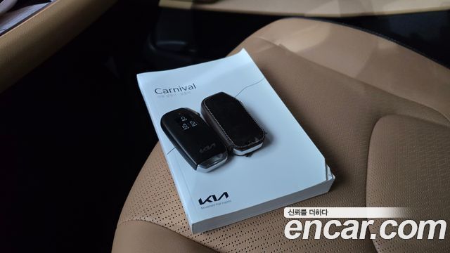 Kia Carnival (IV) Diesel 9-Seater Prestige 2023 — фото 30