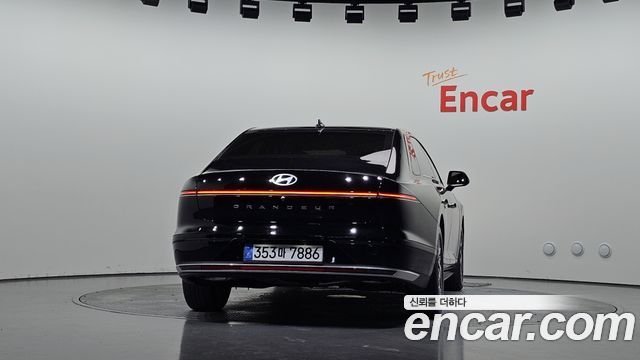 Hyundai Grandeur (GN7) 2,5 Gasoline 2WD Premium 2023 — фото 4