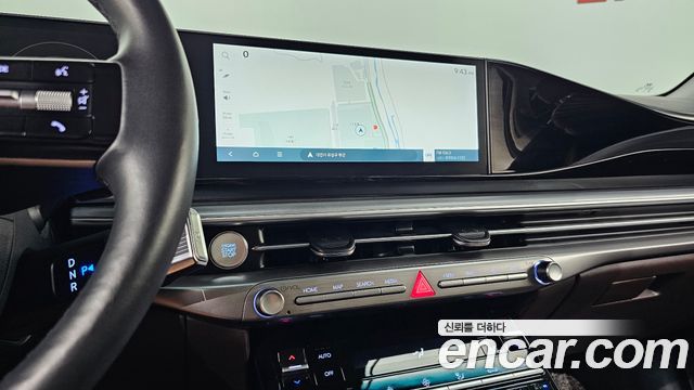 Hyundai Grandeur (GN7) 2,5 Gasoline 2WD Premium 2023 — фото 13