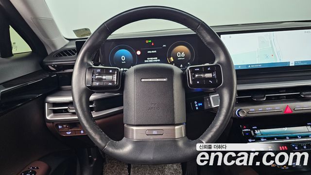 Hyundai Grandeur (GN7) 2,5 Gasoline 2WD Premium 2023 — фото 14