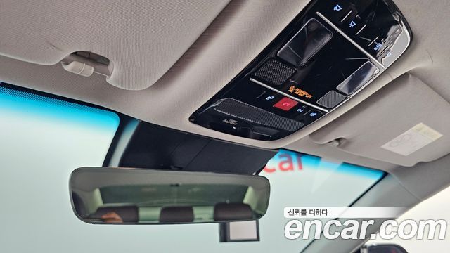Hyundai Grandeur (GN7) 2,5 Gasoline 2WD Premium 2023 — фото 19