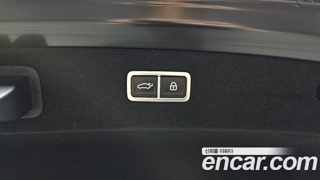 Genesis G90 (RS4) Gasoline 3.5 Turbo AWD 2023 — фото 16