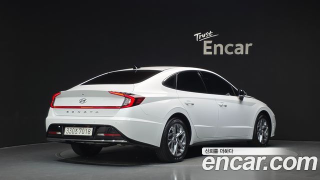 Hyundai Sonata (DN8) 2.0 Premium Plus 2023 — фото 2