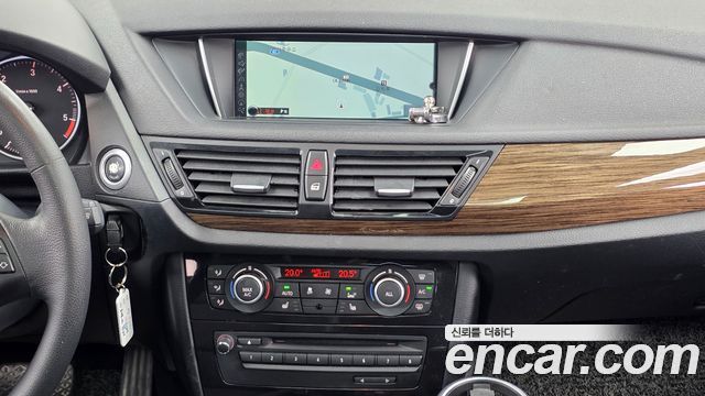 BMW X1 (E84) xDrive 20d 2014 — фото 14