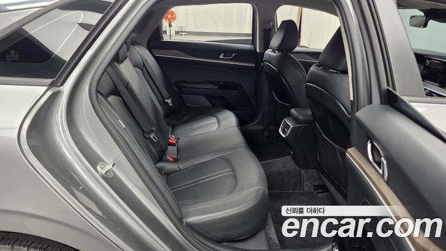Kia K5 (III) 2.0 Noblesse 2020 — фото 12