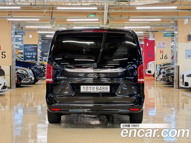 Mercedes-Benz V-Class V300 CDI W447 2022 — фото 4