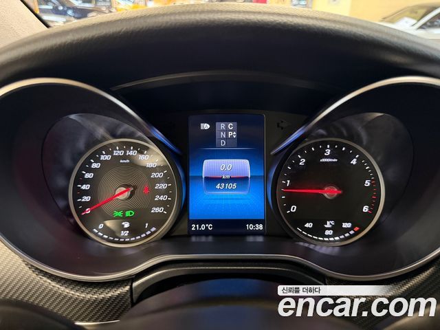 Mercedes-Benz V-Class V300 CDI W447 2022 — фото 8