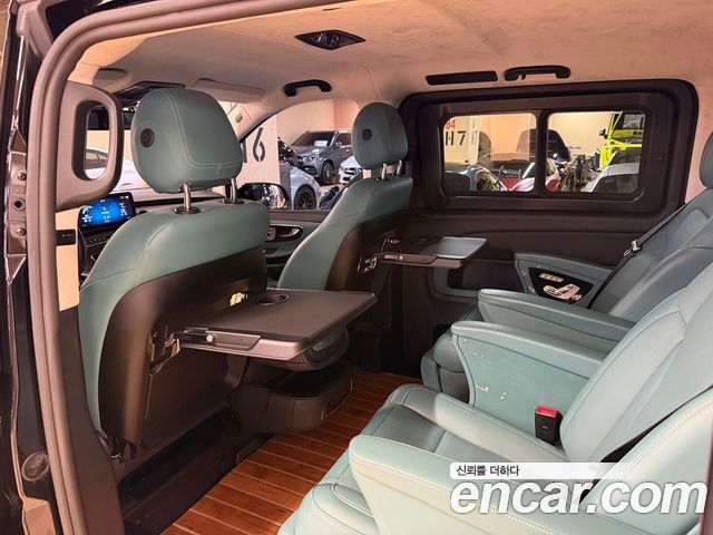 Mercedes-Benz V-Class V300 CDI W447 2022 — фото 19