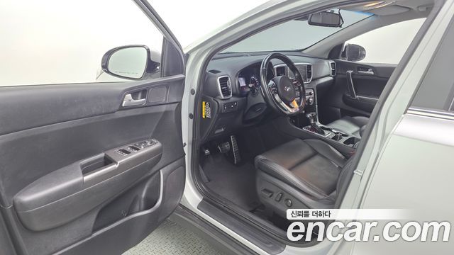 Kia Sportage The Bold Diesel 2.0 2WD Prestige 2019 — фото 10