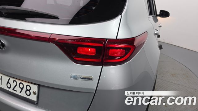 Kia Sportage The Bold Diesel 2.0 2WD Prestige 2019 — фото 23