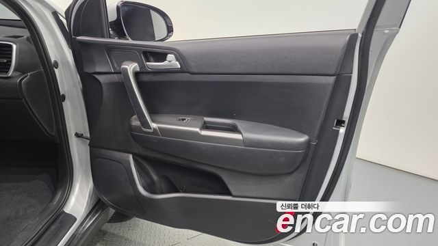 Kia Sportage The Bold Diesel 2.0 2WD Prestige 2019 — фото 24