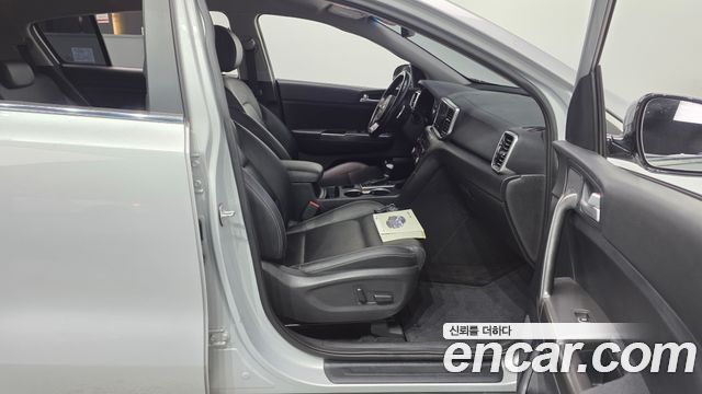 Kia Sportage The Bold Diesel 2.0 2WD Prestige 2019 — фото 26