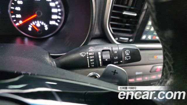 Kia Sportage The Bold Diesel 2.0 2WD Prestige 2019 — фото 27