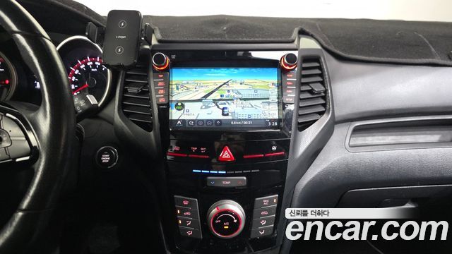 KG Mobility (SsangYong) Tivoli Air Diesel IX 4WD 2016 — фото 14