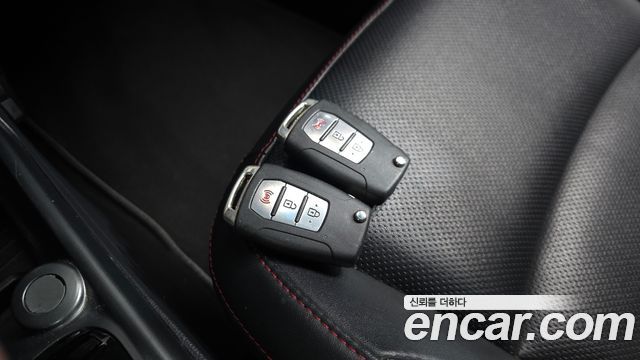 KG Mobility (SsangYong) Tivoli Air Diesel IX 4WD 2016 — фото 27