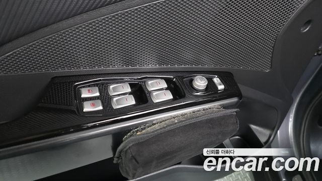 KG Mobility (SsangYong) Tivoli Air Diesel IX 4WD 2016 — фото 28