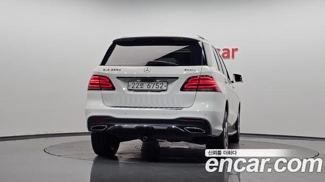 Mercedes-Benz GLE-Class (W166) GLE350 d 4MATIC 2016 — фото 4