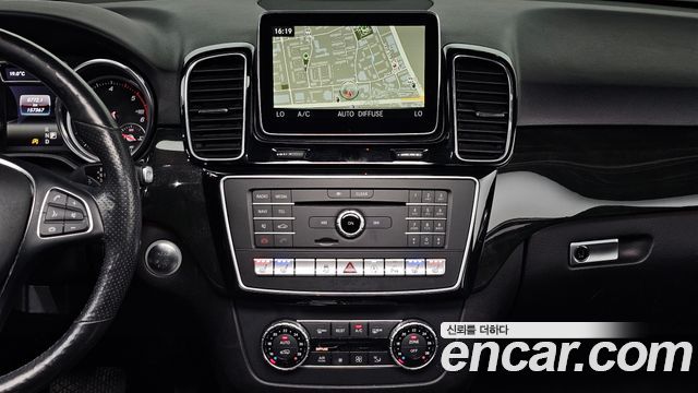 Mercedes-Benz GLE-Class (W166) GLE350 d 4MATIC 2016 — фото 16
