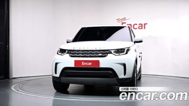 Land Rover Discovery 5 2.0 SD4 SE 2019 — фото 3