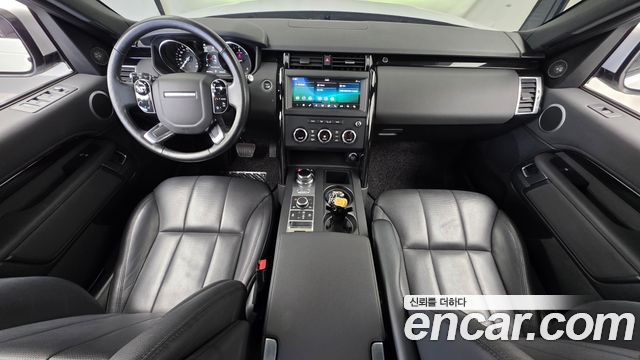 Land Rover Discovery 5 2.0 SD4 SE 2019 — фото 7