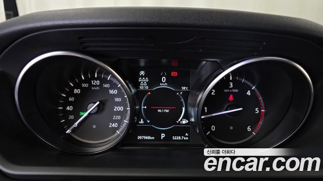 Land Rover Discovery 5 2.0 SD4 SE 2019 — фото 8